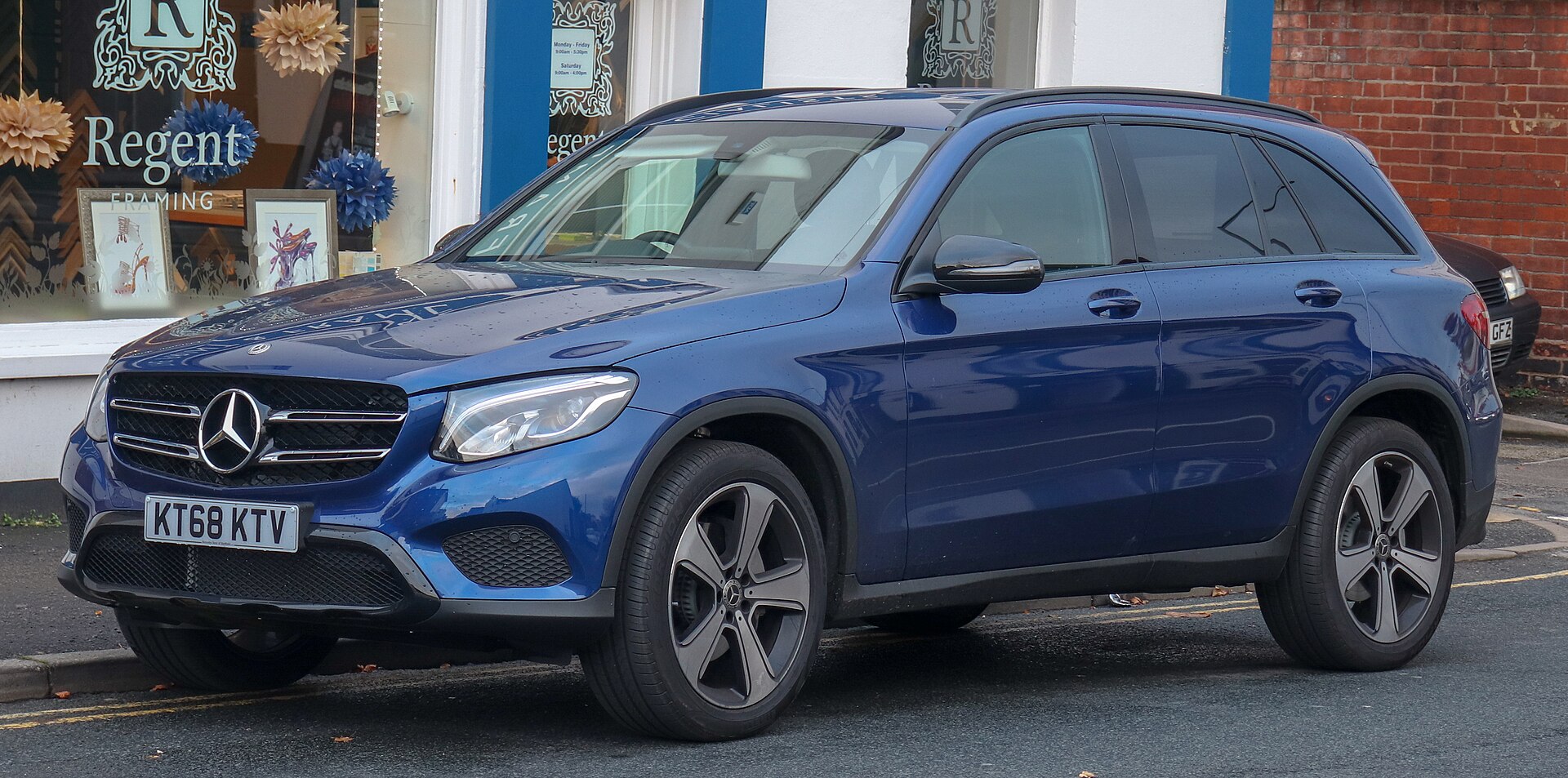 Mercedes-Benz GLC 2.0 GLC250 AMG Line (Premium) G-Tronic 4MATIC Euro 6 (s/s) 5dr